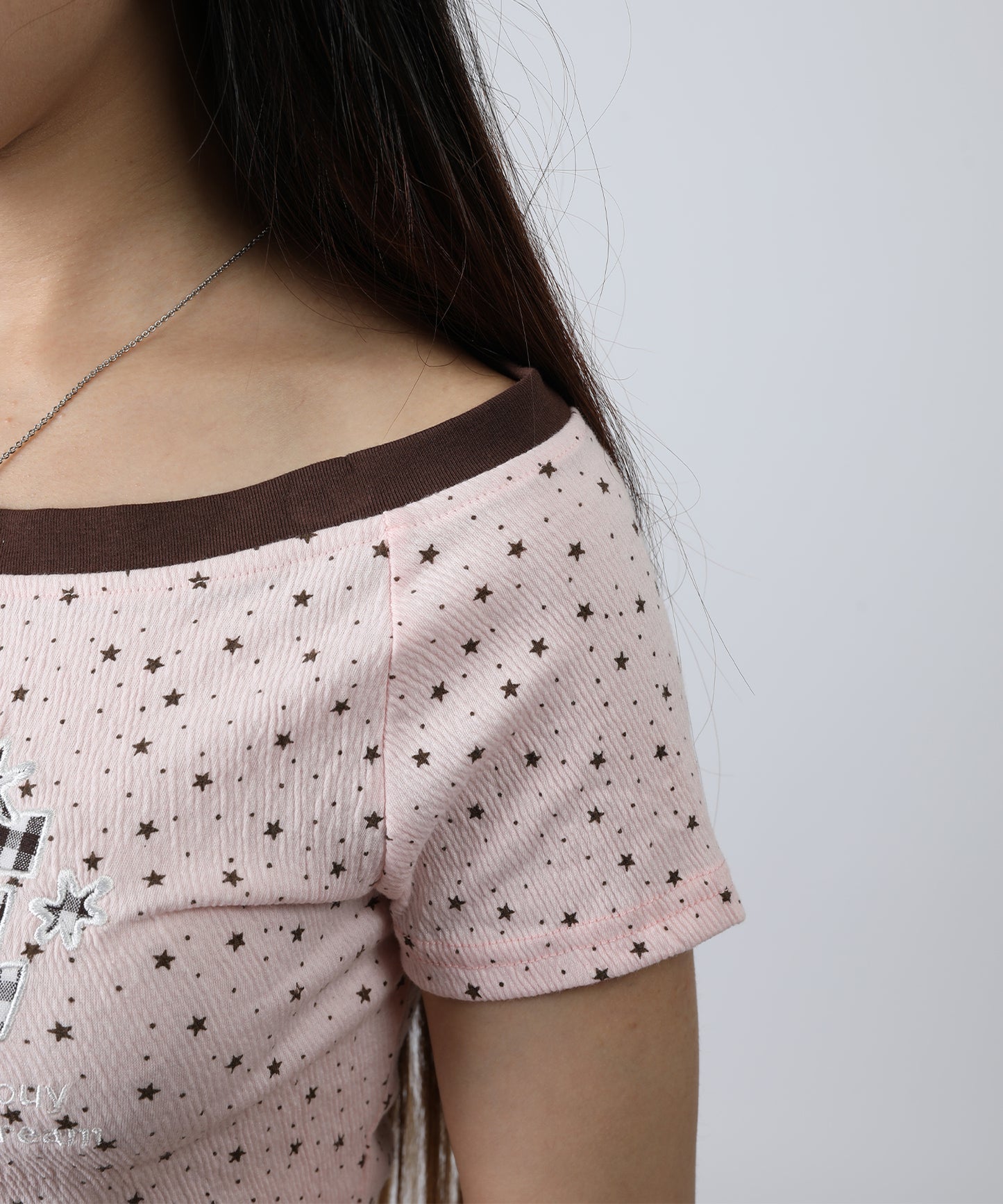 HOOK for girls ドットストーンロゴ × オフショルダー コンパクトストリートT (SS)