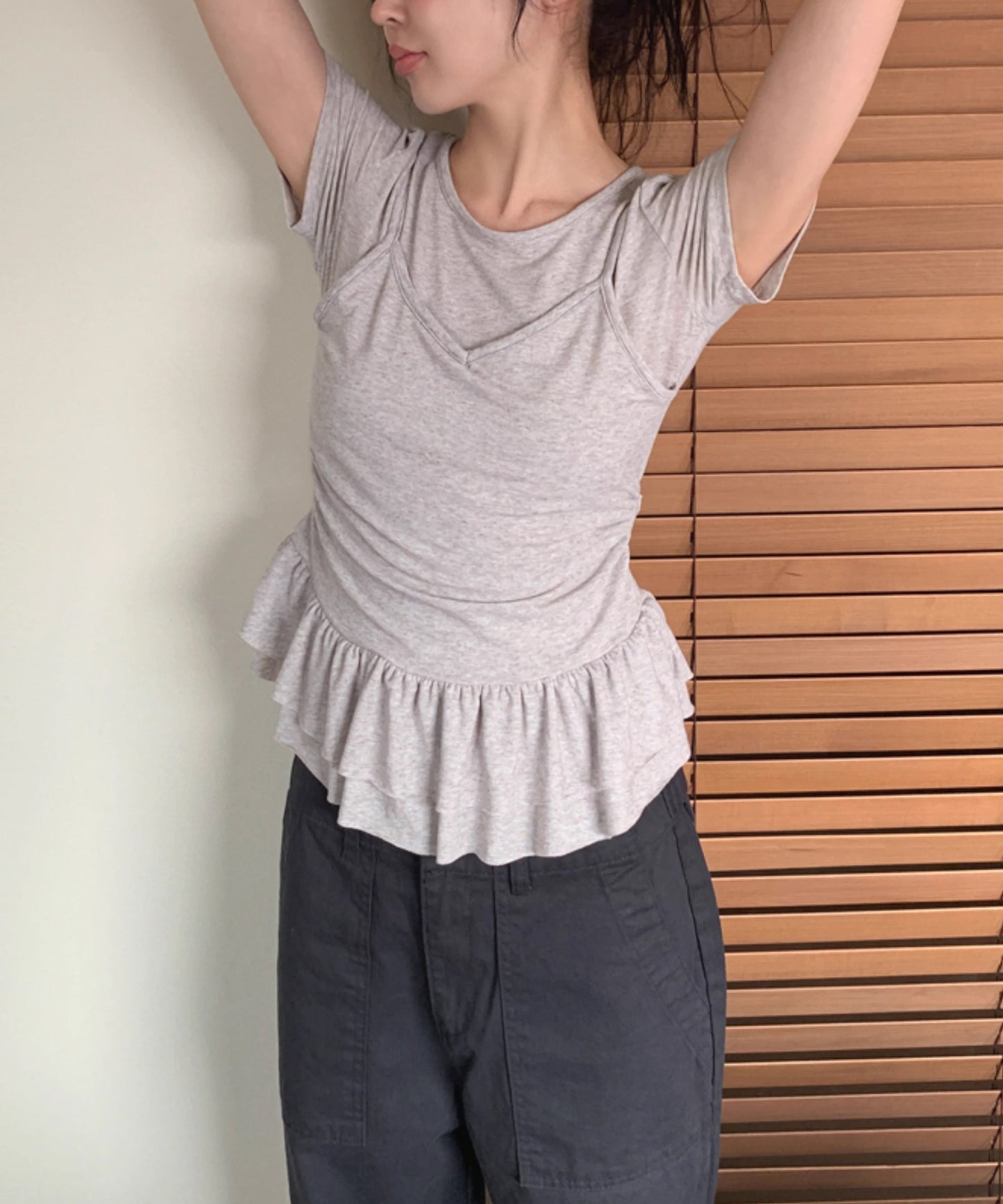 【Jasmine】レイヤード風裾フリルTシャツ
