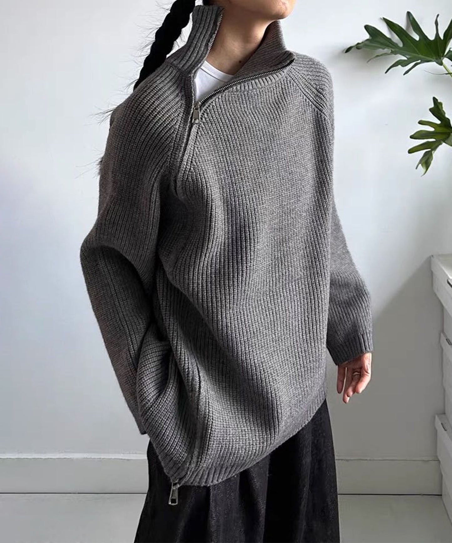 斜めファスナー アシンメトリーニットトップス（ダブルジップ仕様）