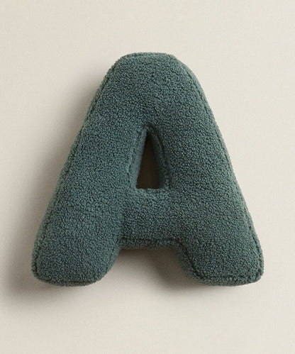 アルファベットイニシャルクッション