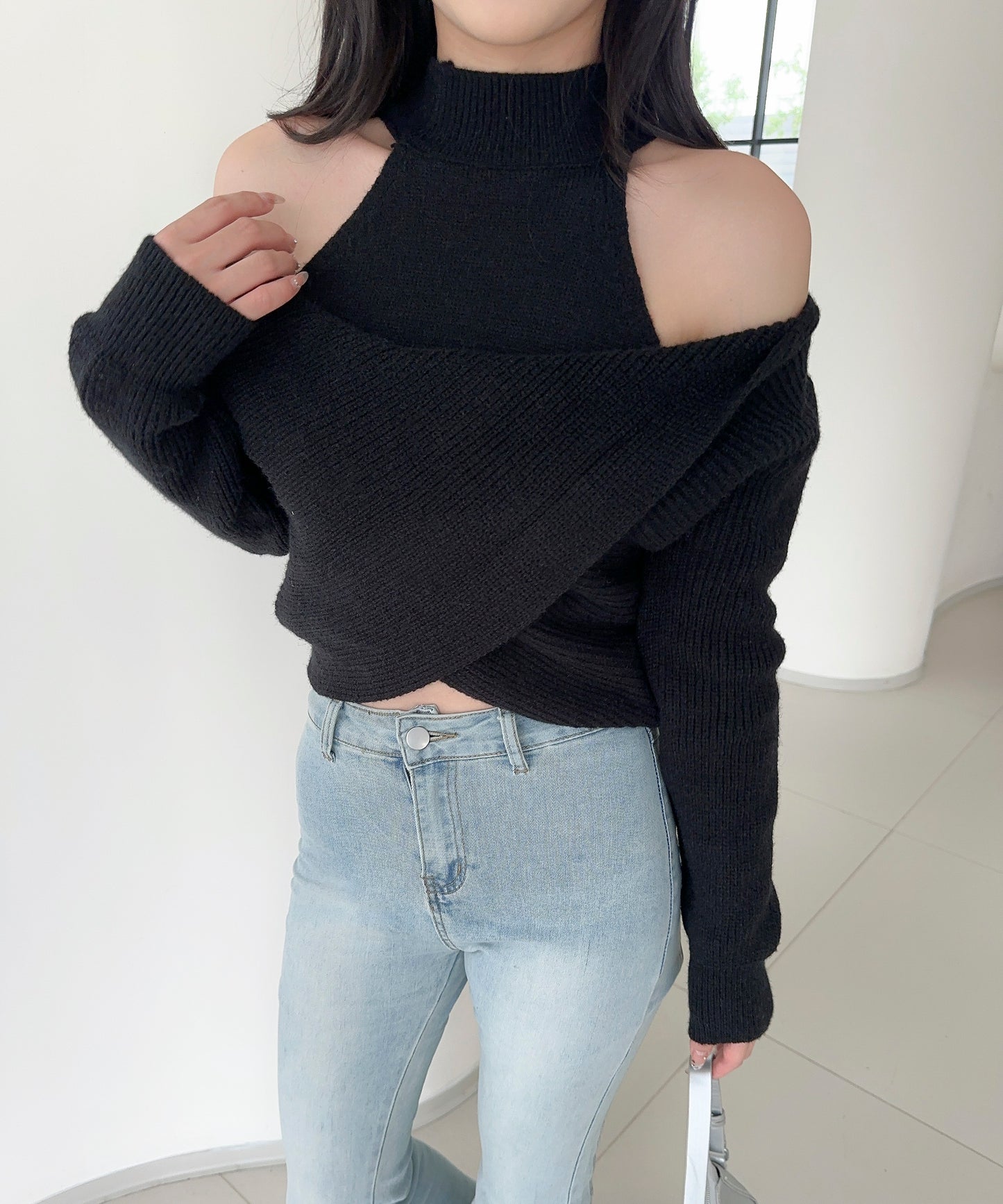 【Jasmine】ハイネック肩見せニットプルオーバー