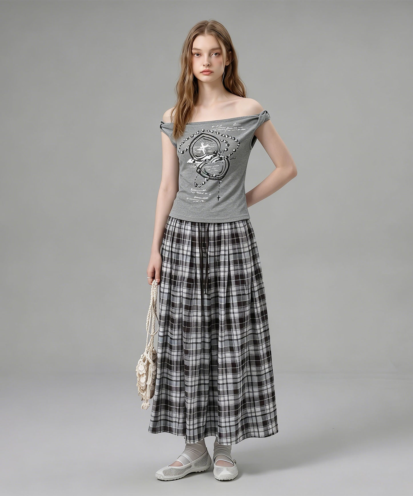 HOOK for girls クロス柄グラフィック オフショルダークロップドTシャツ