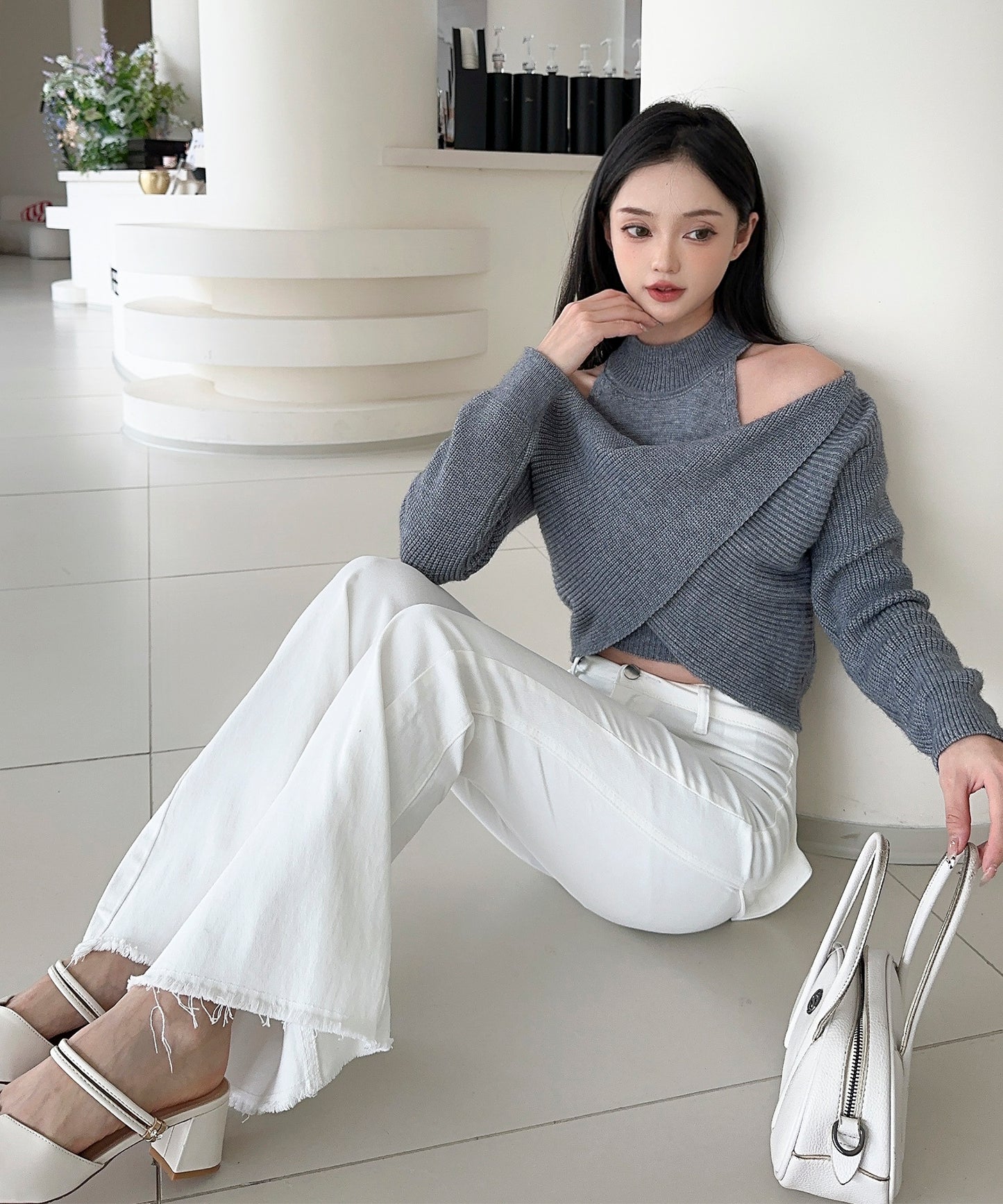 【Jasmine】ハイネック肩見せニットプルオーバー