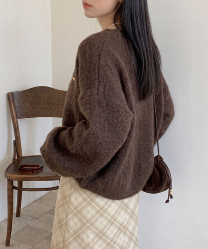 aimoha/ゴールドモチーフ付きVネックルーズニット