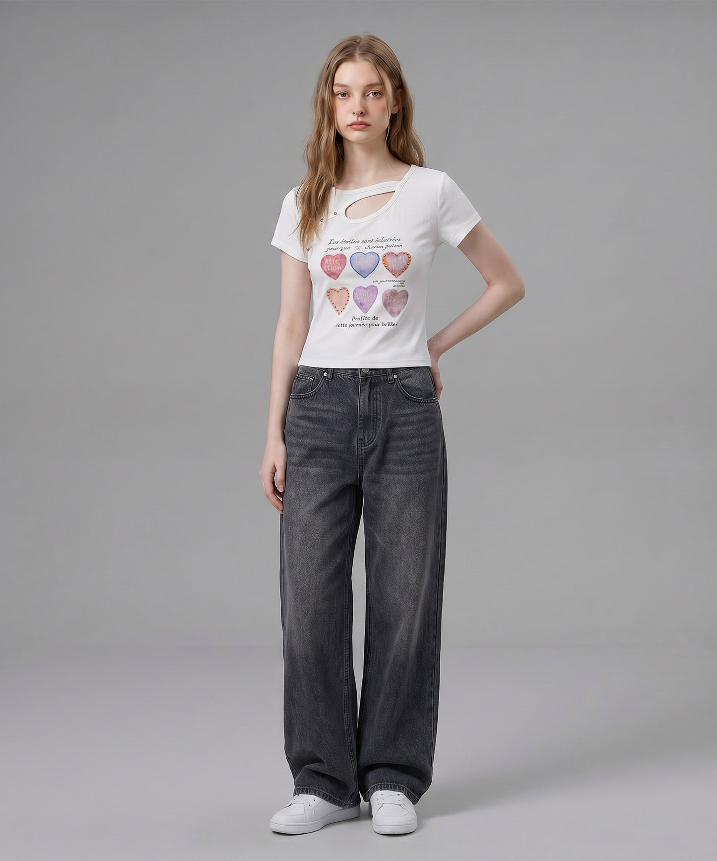 HOOK for girls 胸元デザイン × ハートスタッズプリント　クロップド 半袖 Tシャツ