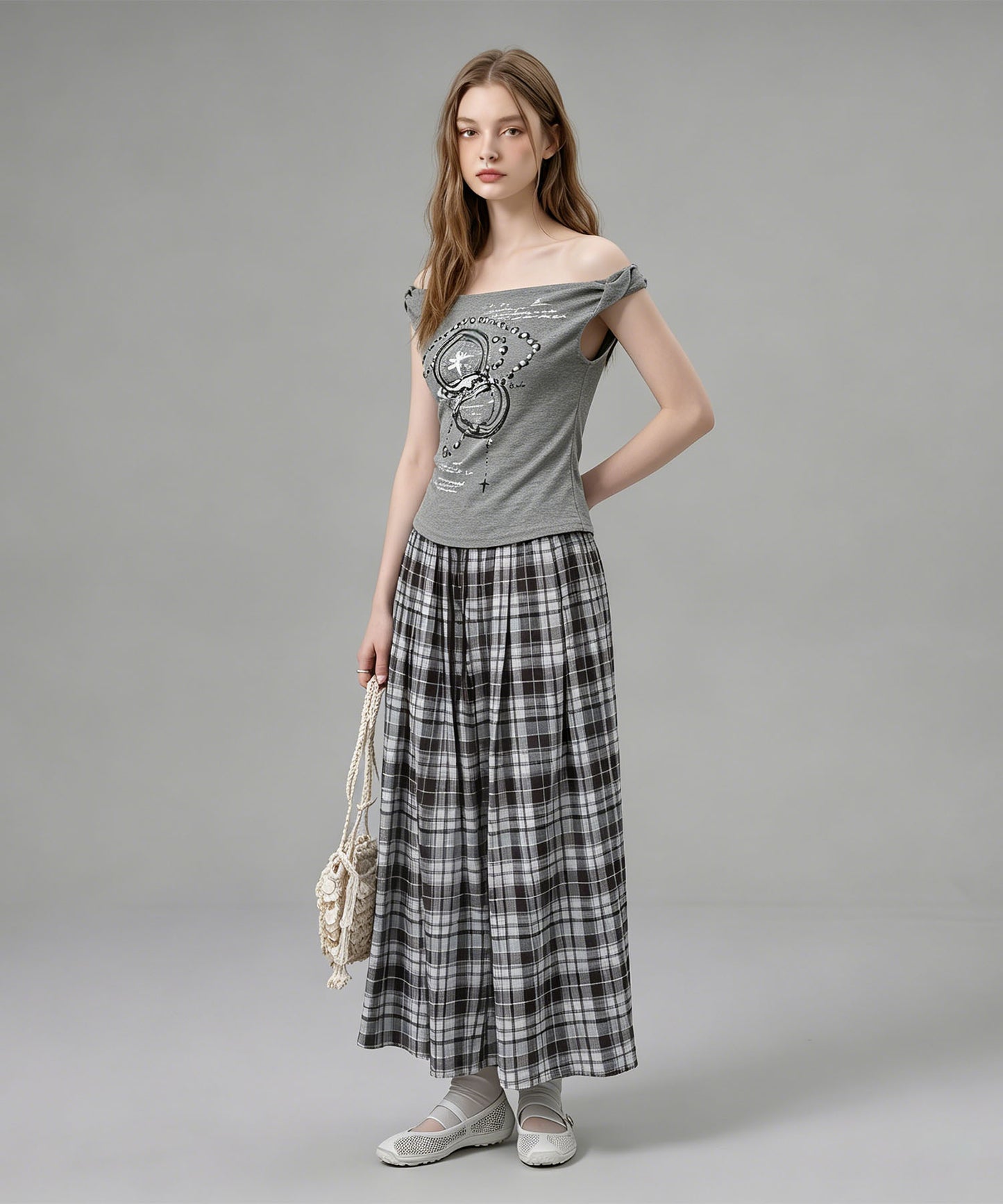 HOOK for girls クロス柄グラフィック オフショルダークロップドTシャツ