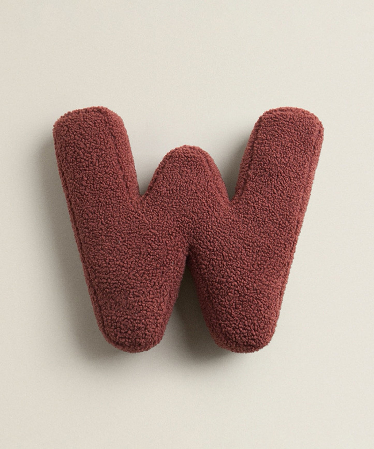 アルファベットイニシャルクッション