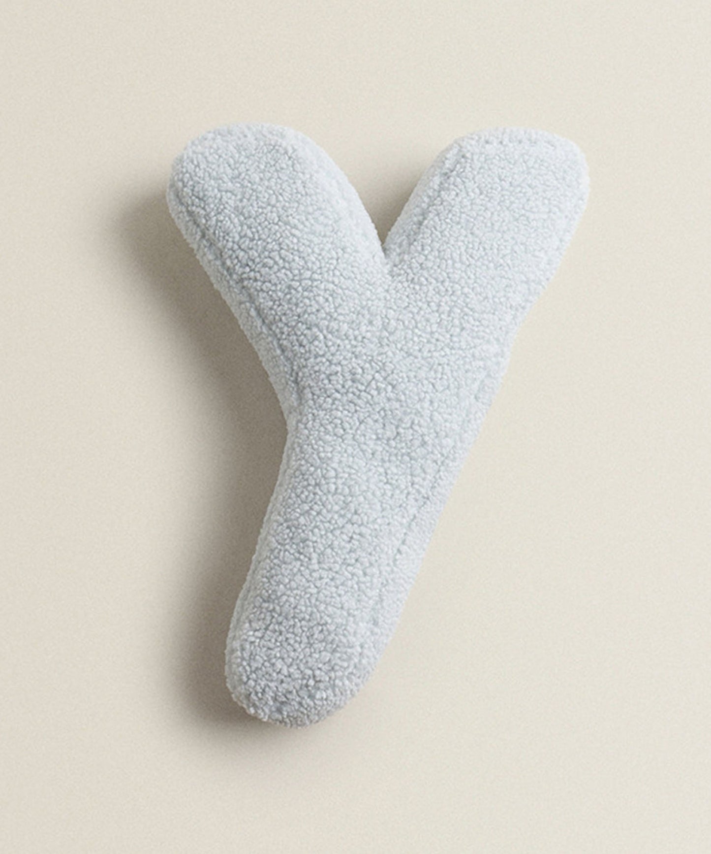 アルファベットイニシャルクッション