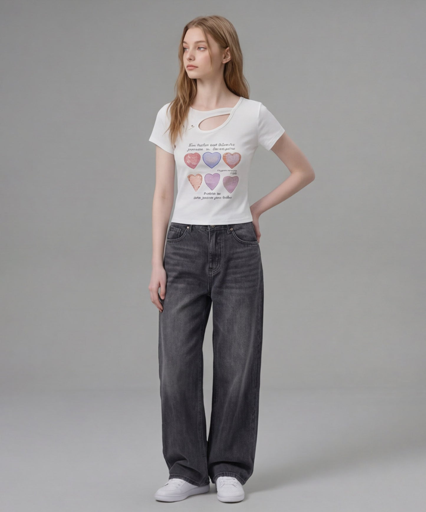 HOOK for girls 胸元デザイン × ハートスタッズプリント　クロップド 半袖 Tシャツ