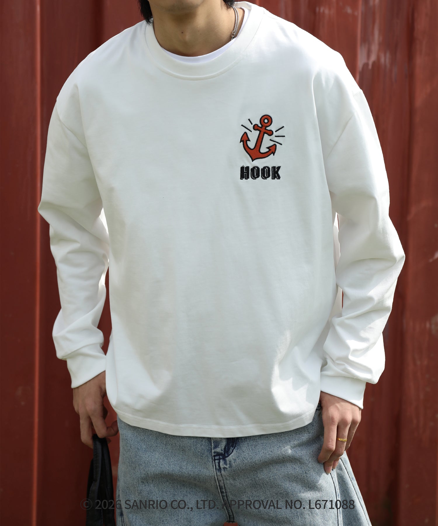 HOOK -original-　サンリオキャラクターズ コラボ バックプリントロンTEE