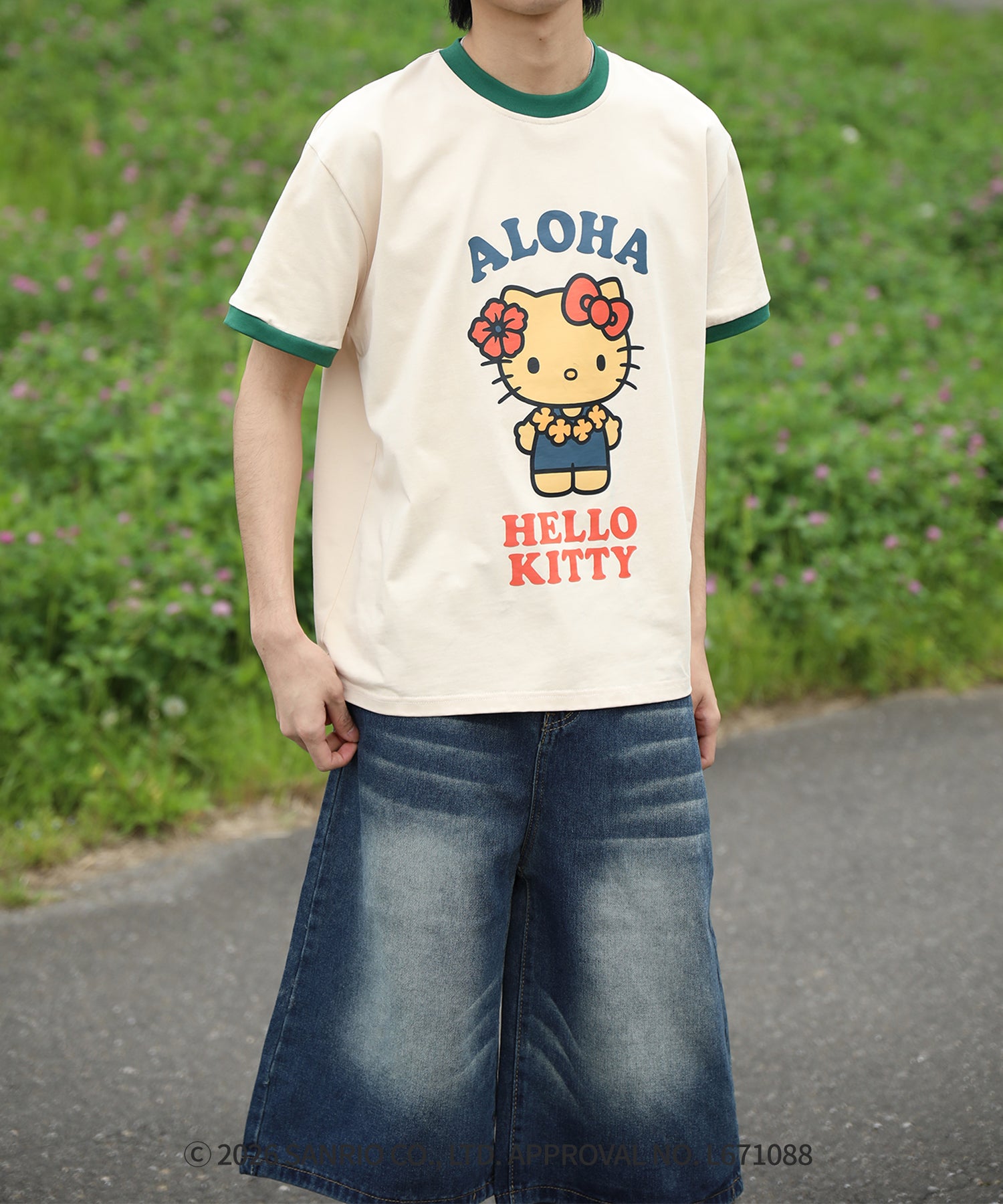 HOOK -original-　サンリオキャラクターズ コラボ バイカラープリントリンガーTシャツ