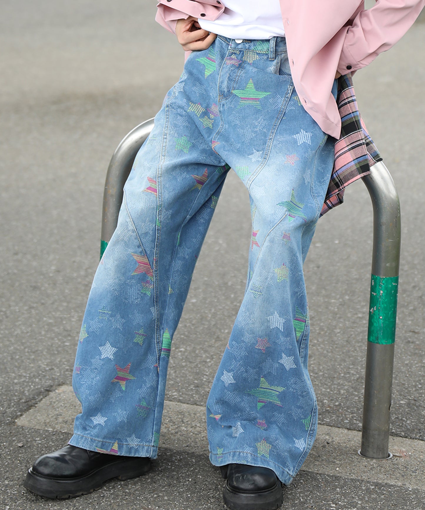 HOOK -select-　スター柄ジャカードカーブワイドデニムパンツ