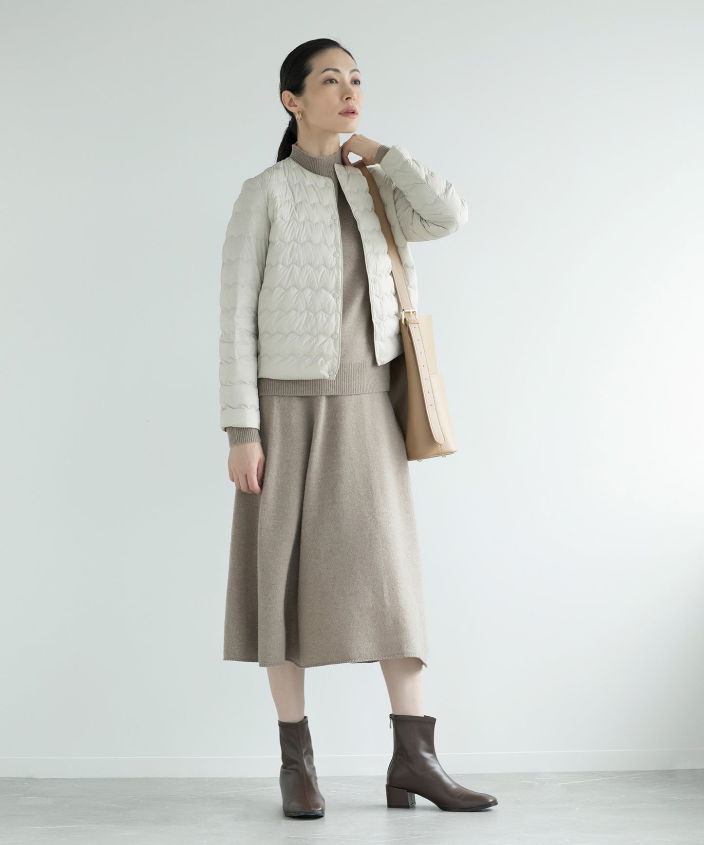 【DECADE】ラウンドネックダウンジャケット