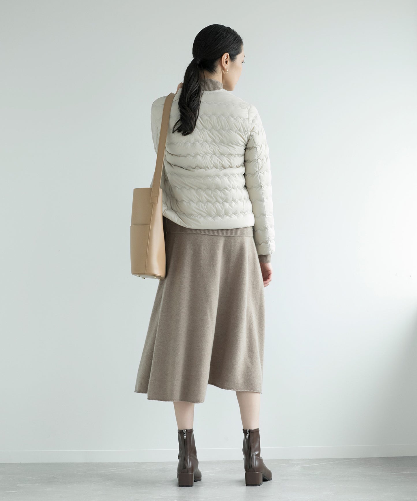 【DECADE】ラウンドネックダウンジャケット