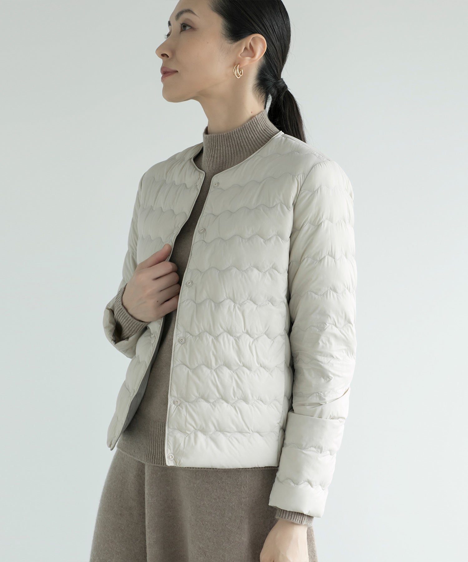 【DECADE】ラウンドネックダウンジャケット