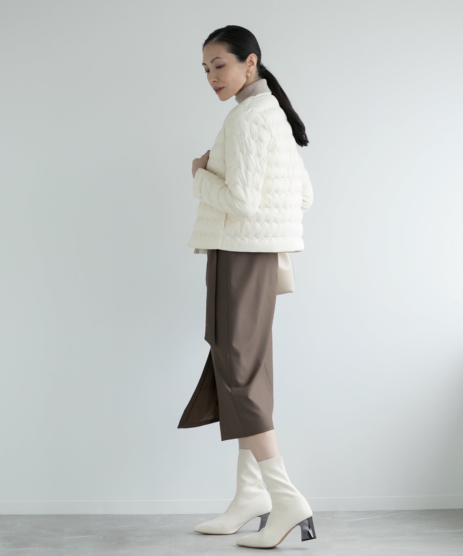 【DECADE】ラウンドネックダウンジャケット