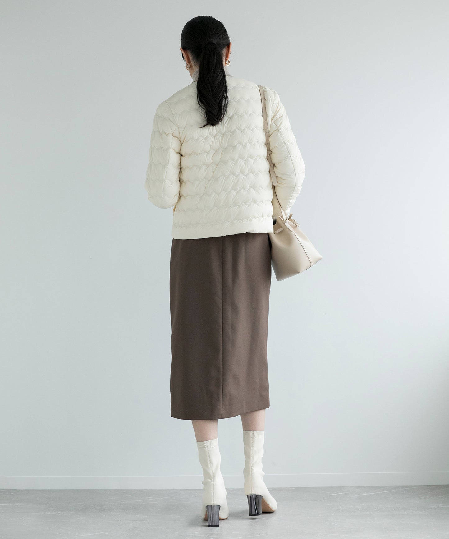 【DECADE】ラウンドネックダウンジャケット