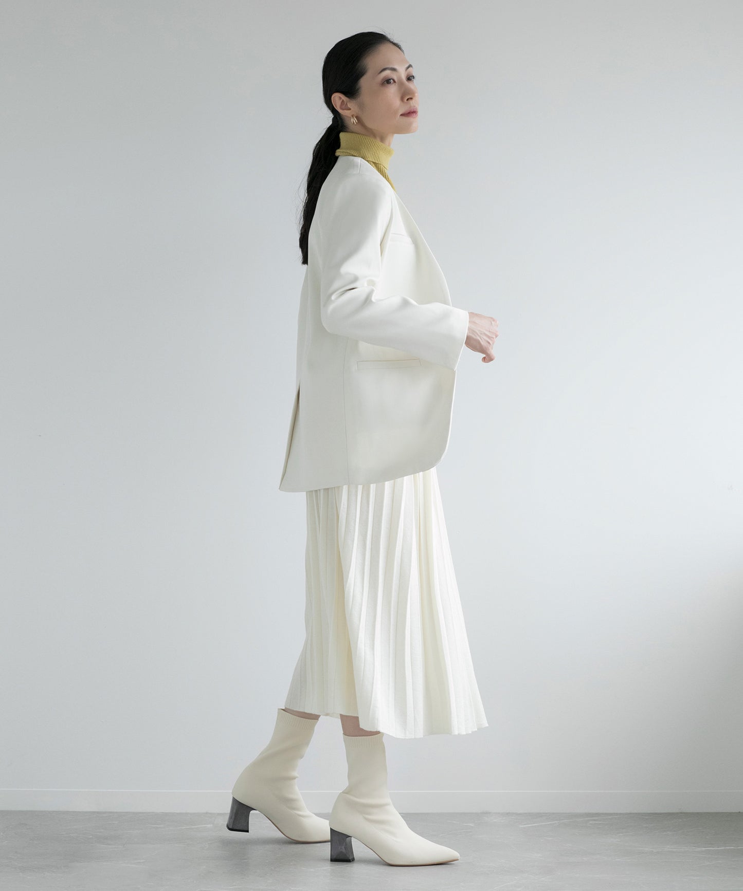 【DECADE CLASSIC】ノーカラー ジャケット