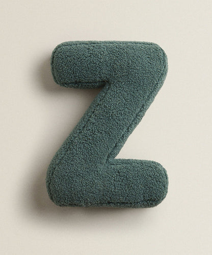 アルファベットイニシャルクッション