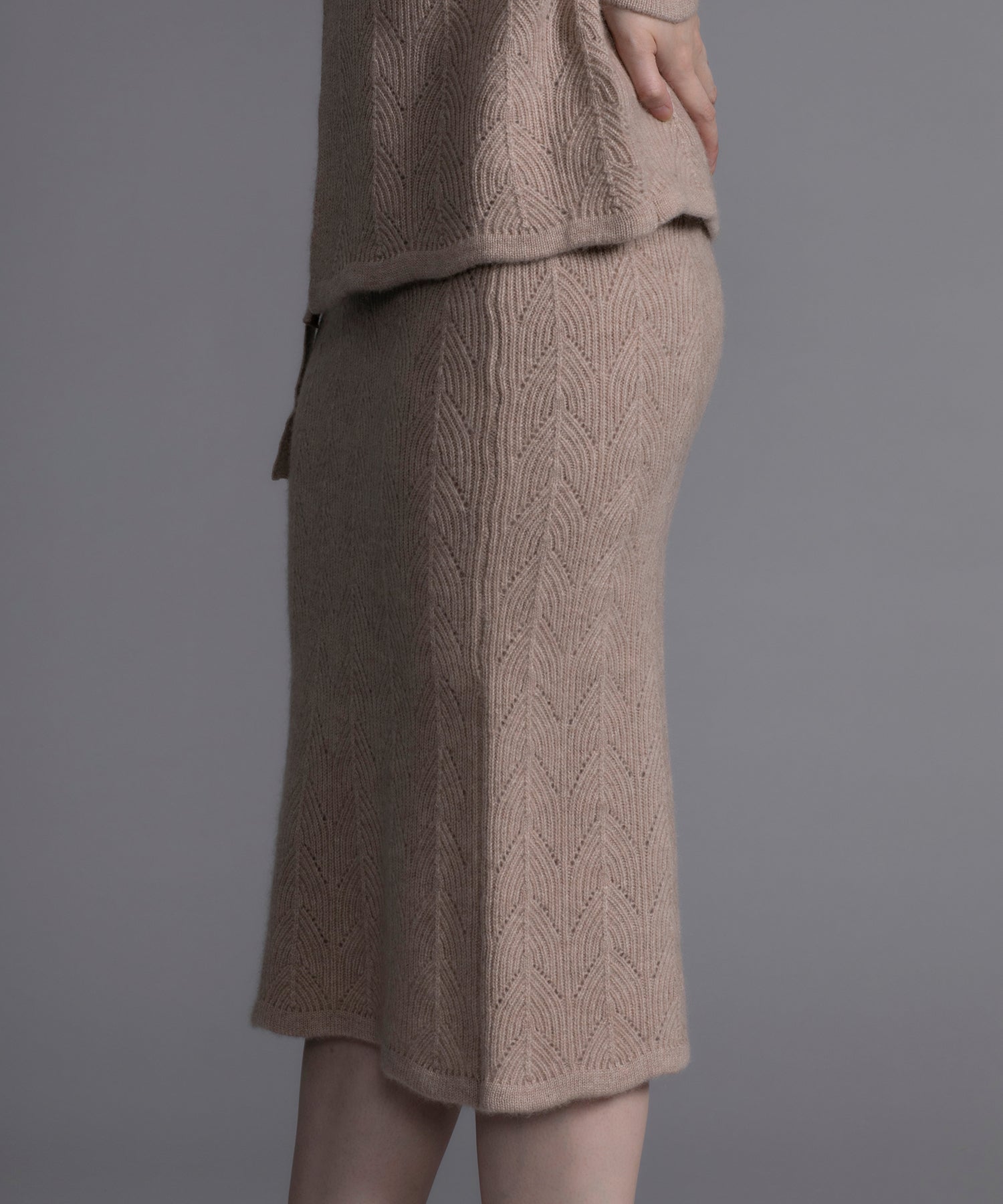 【DECADE CLASSIC】カシミヤ100％　葉柄スカート