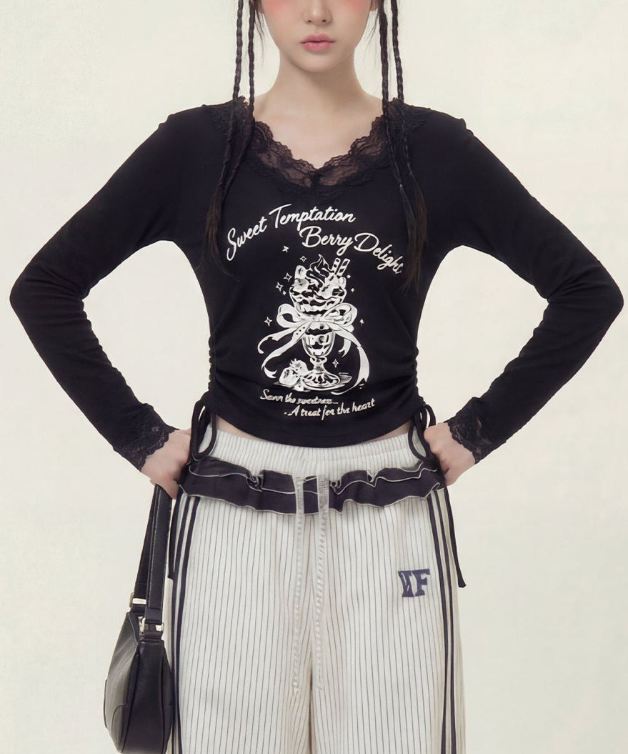 HOOK　for girls -original-　レースVネックプリントシャーリングトップス