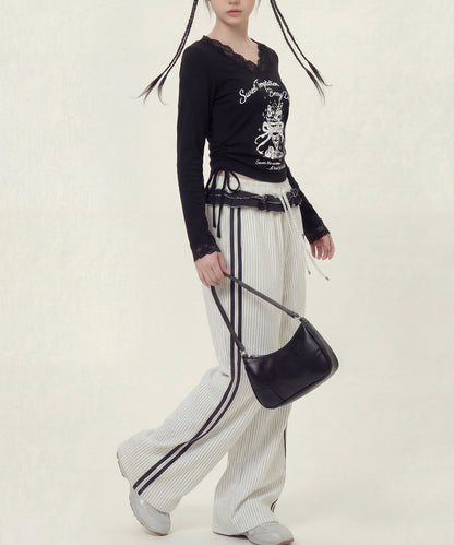 HOOK　for girls -original-　レースVネックプリントシャーリングトップス