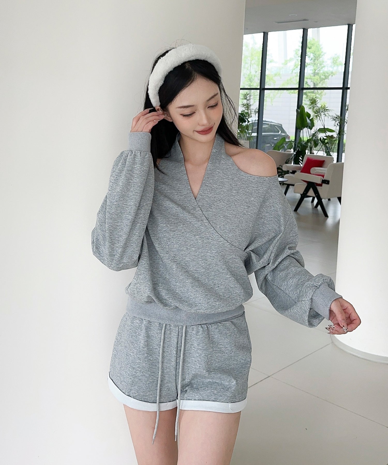 【Jasmine】肩見せスウェット+ウェットショートパンツ