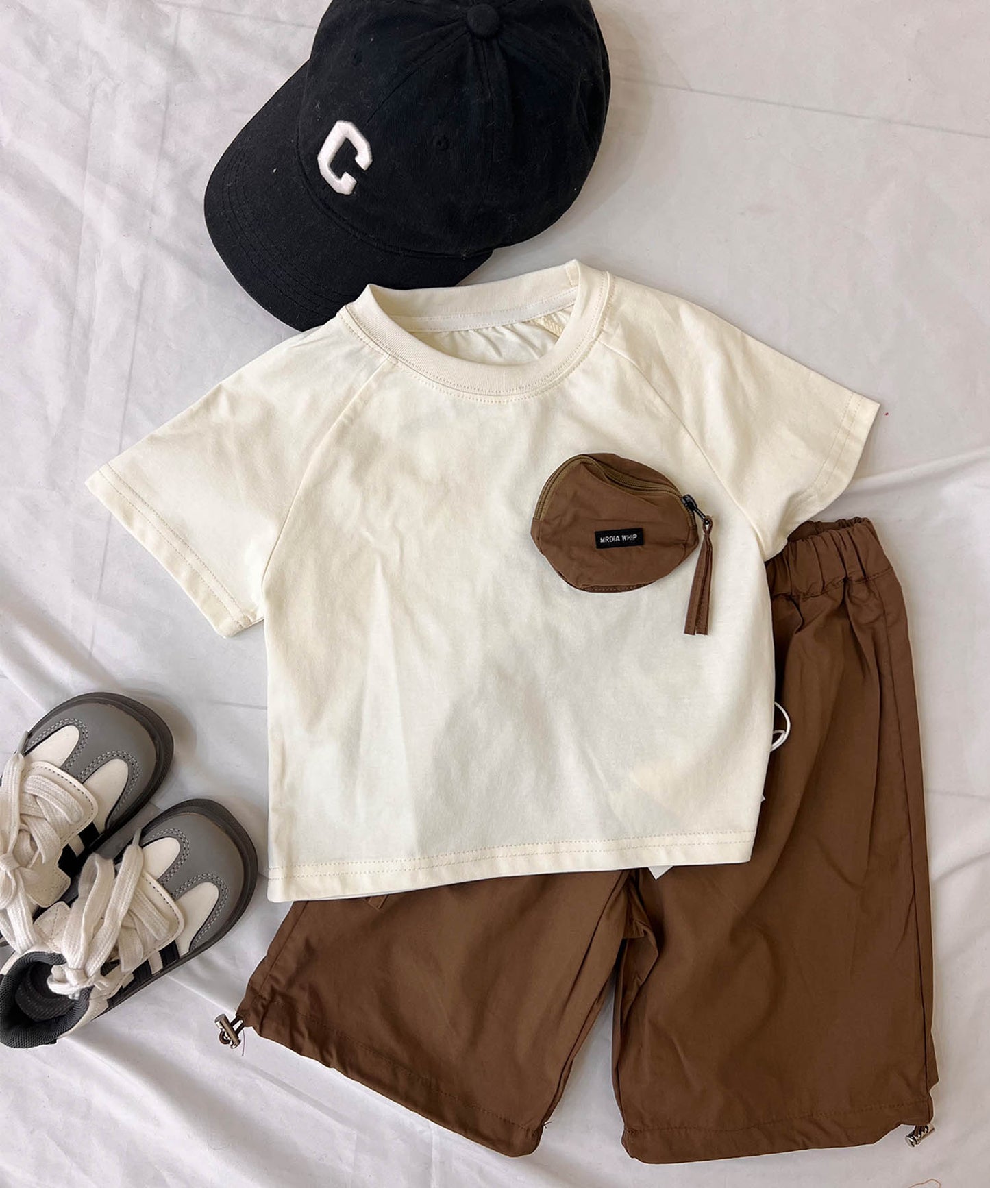 【aimoha-KIDS-】ポケットデザインTシャツ＆アクティブパンツセット