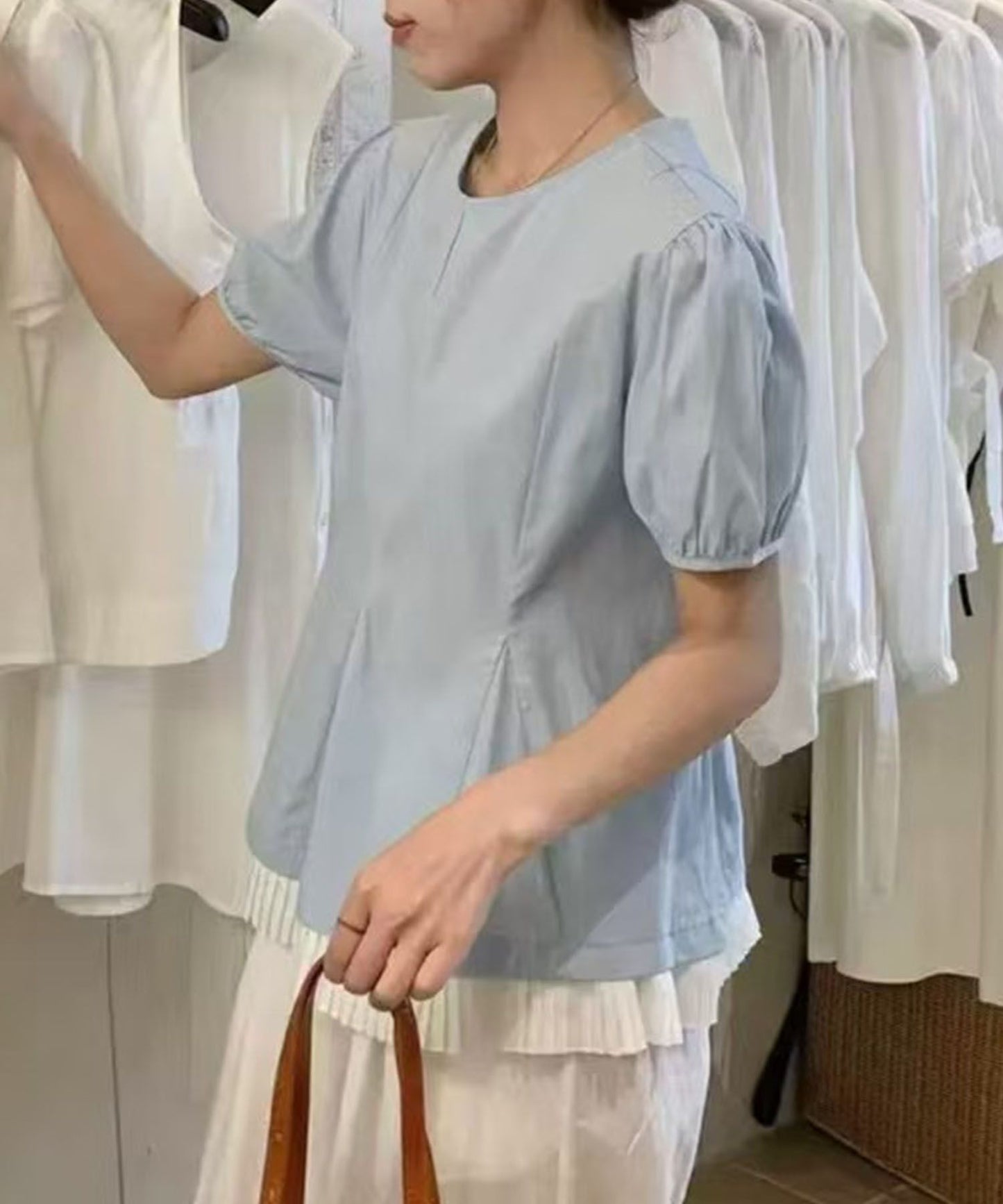 裾プリーツデザイン フレアTシャツ