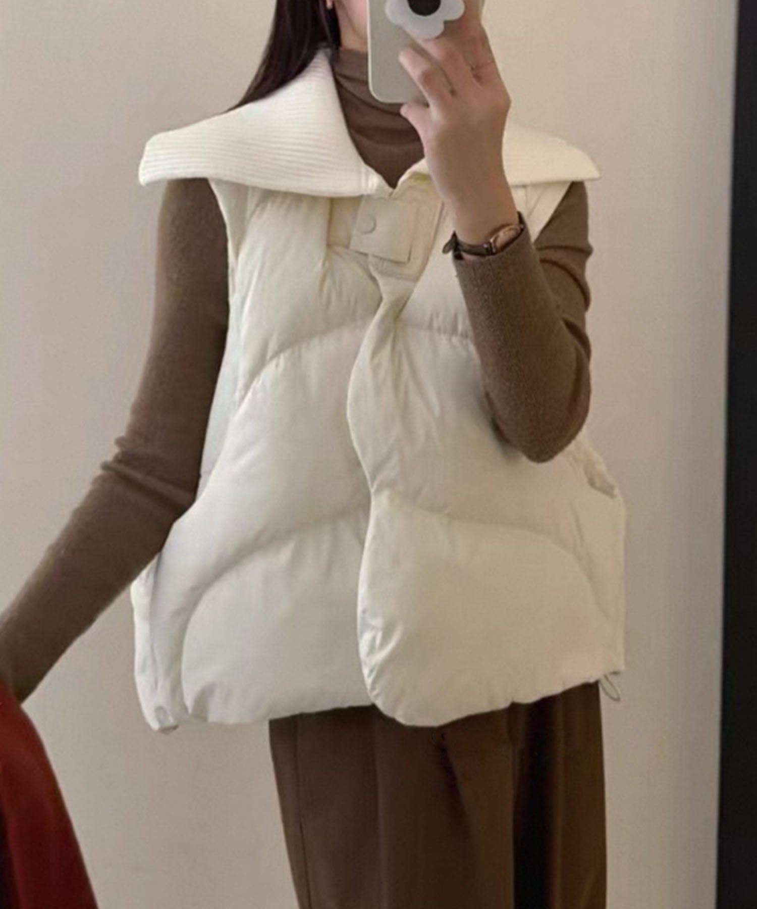 ニット衿ショートダウンベスト