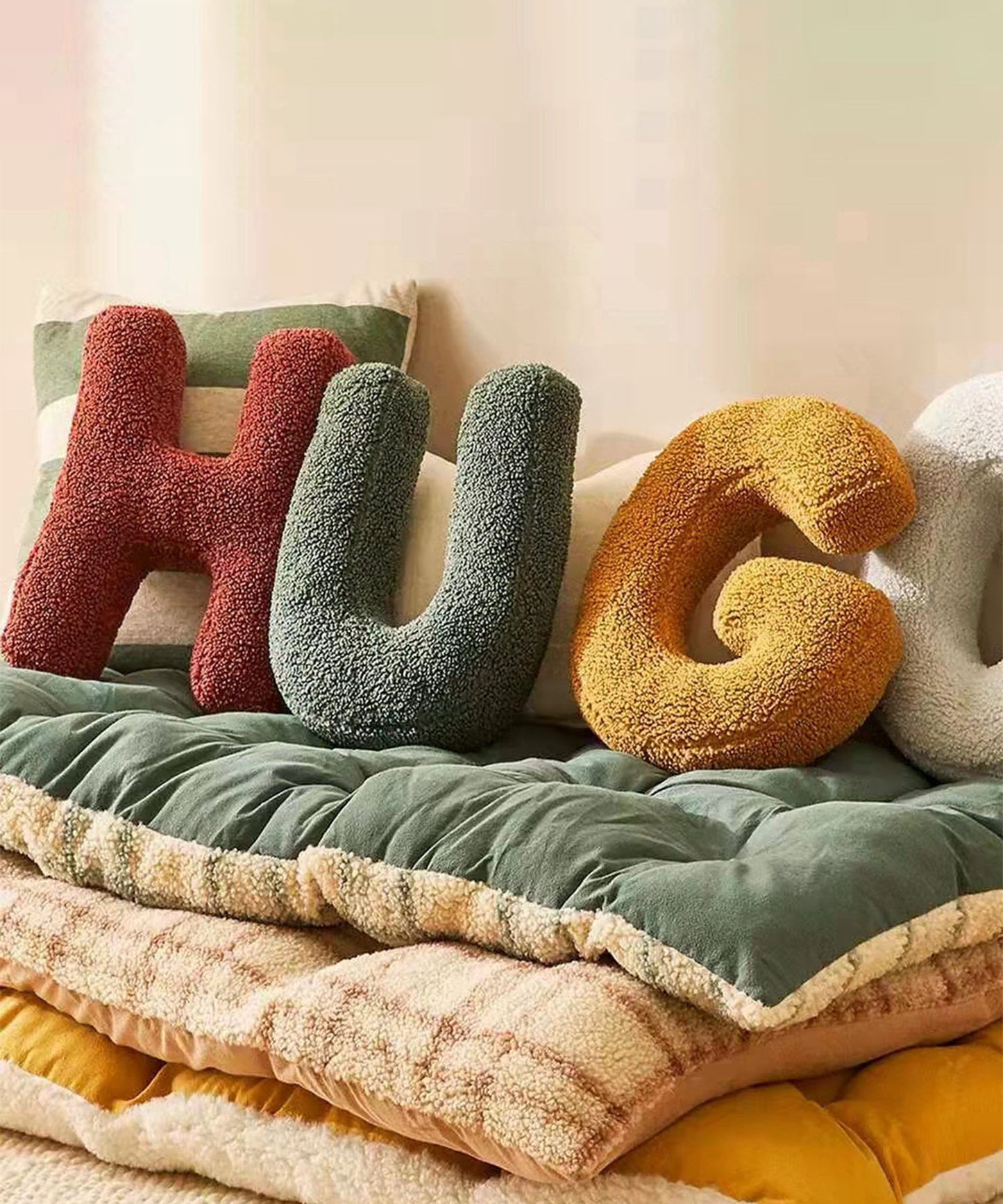 アルファベットイニシャルクッション