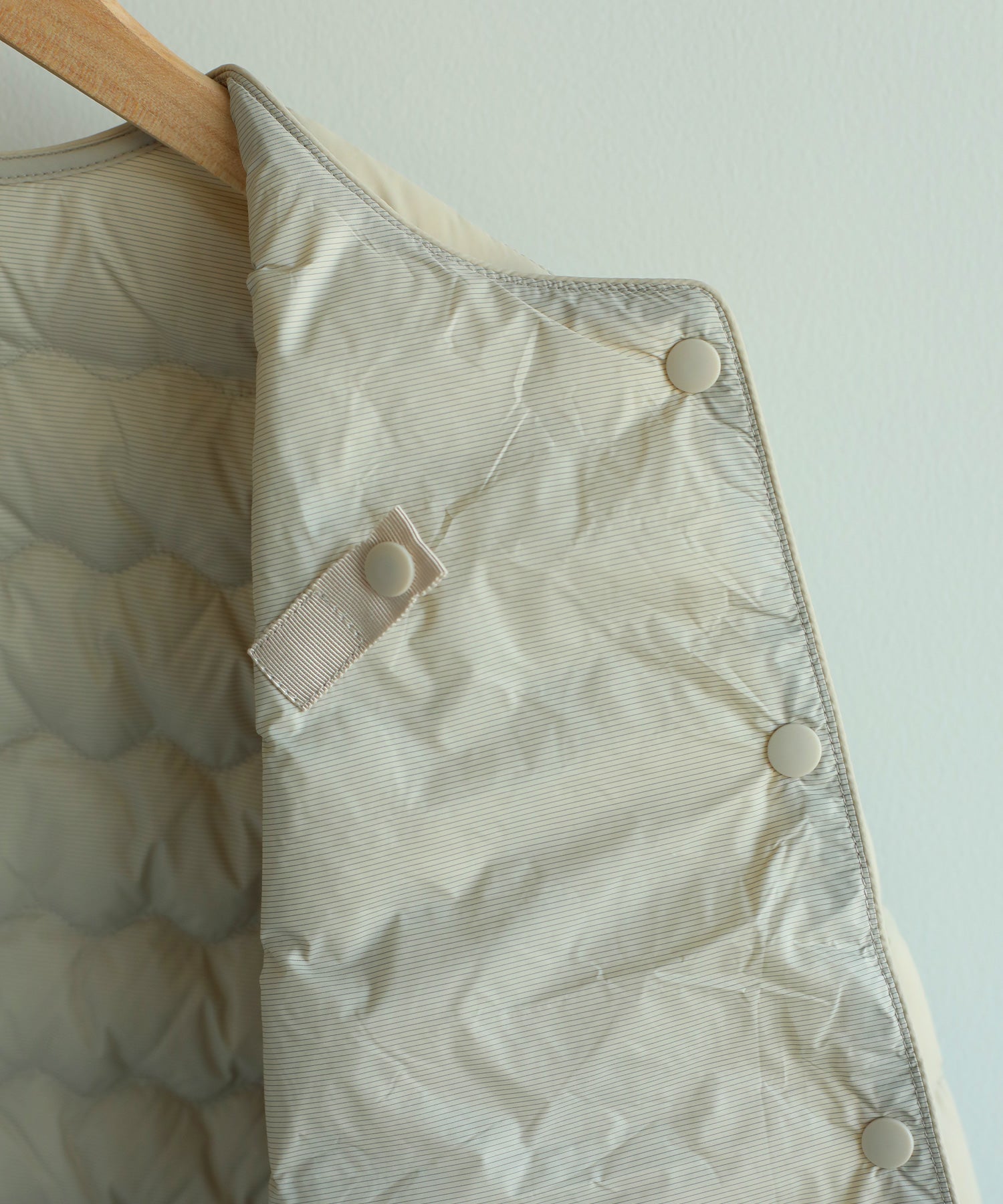 【DECADE】ラウンドネックダウンジャケット