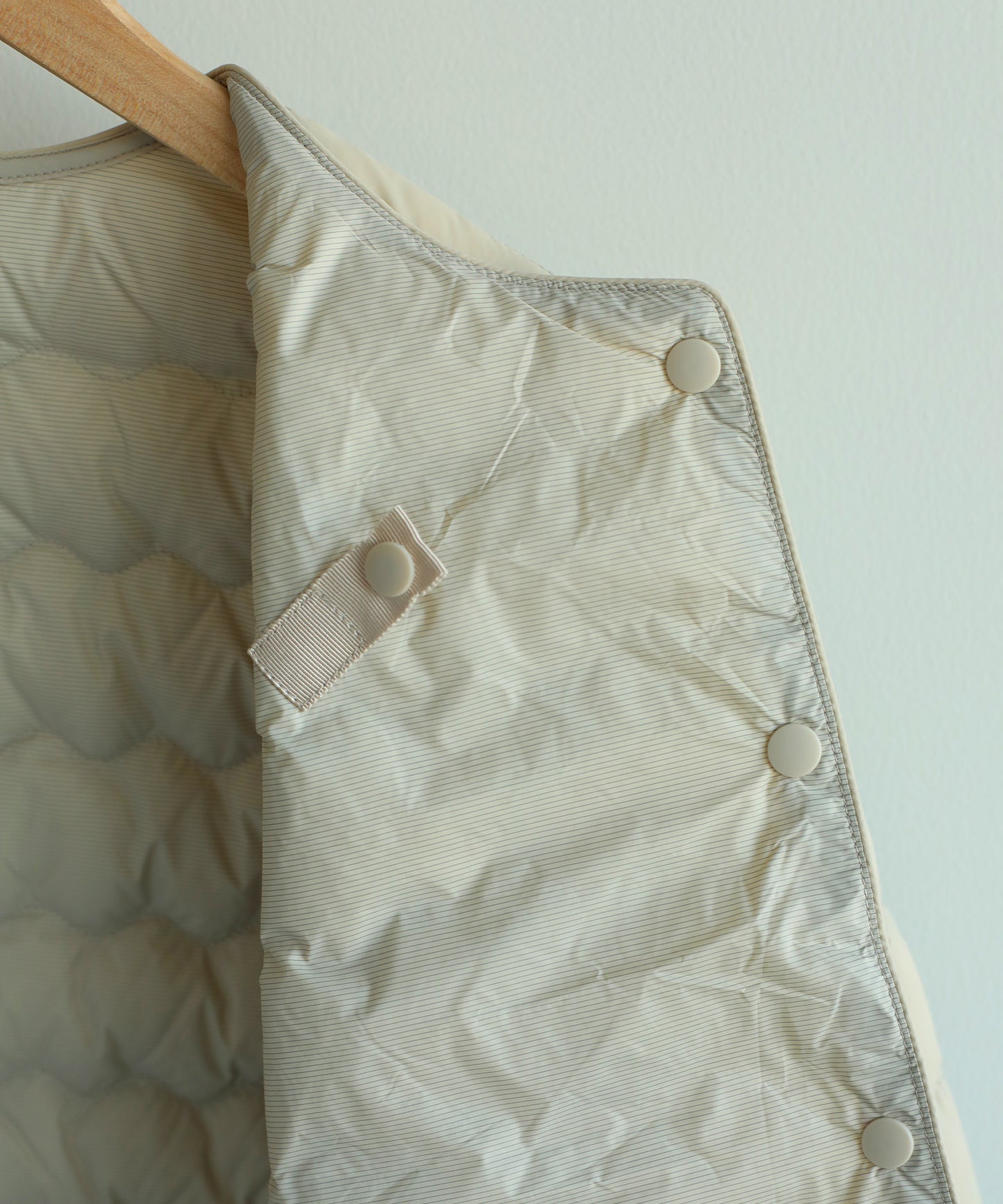 【DECADE】ラウンドネックダウンジャケット