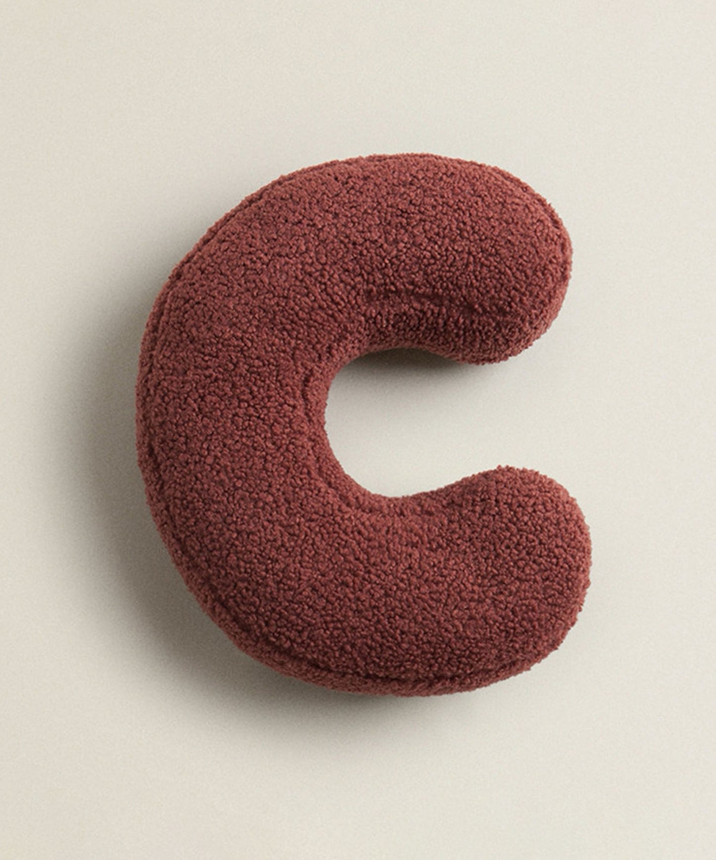 アルファベットイニシャルクッション