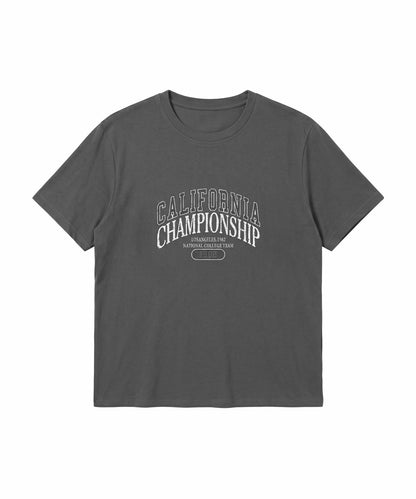 aimoha/カレッジロゴプリントTシャツ