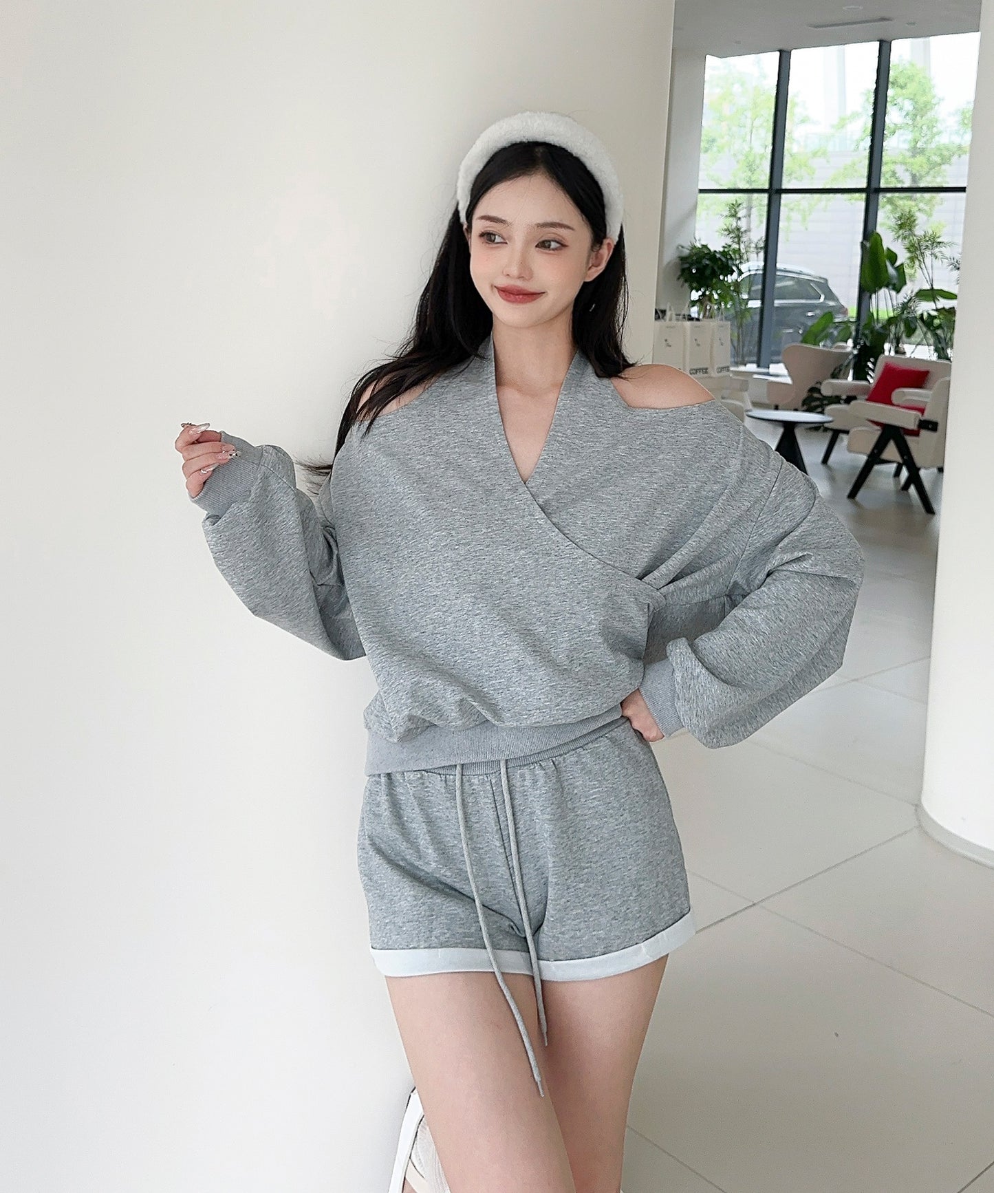 【Jasmine】肩見せスウェット+ウェットショートパンツ