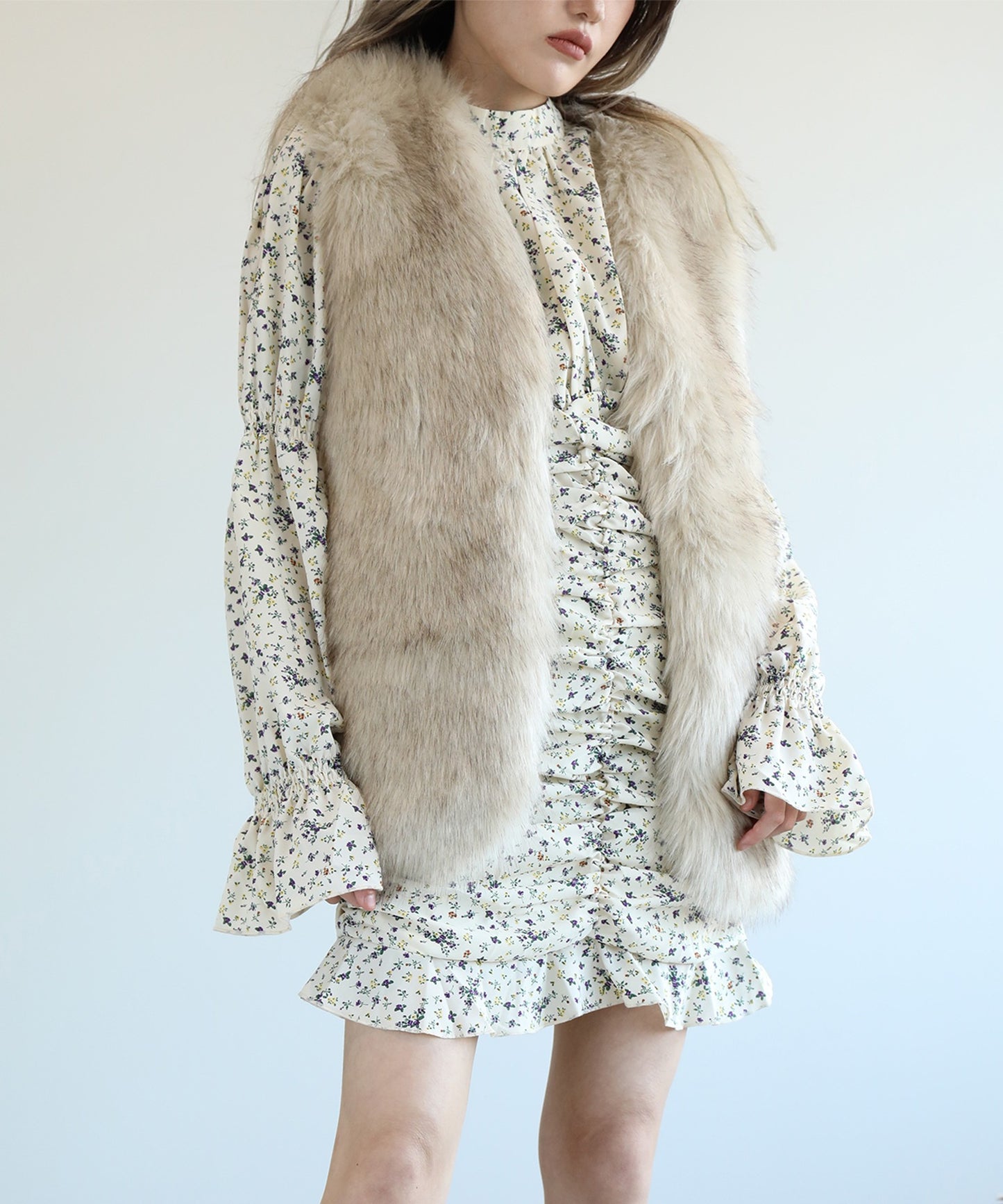 【Jasmine】スタンドカラーパワショル花柄ミニワンピース　（OG)