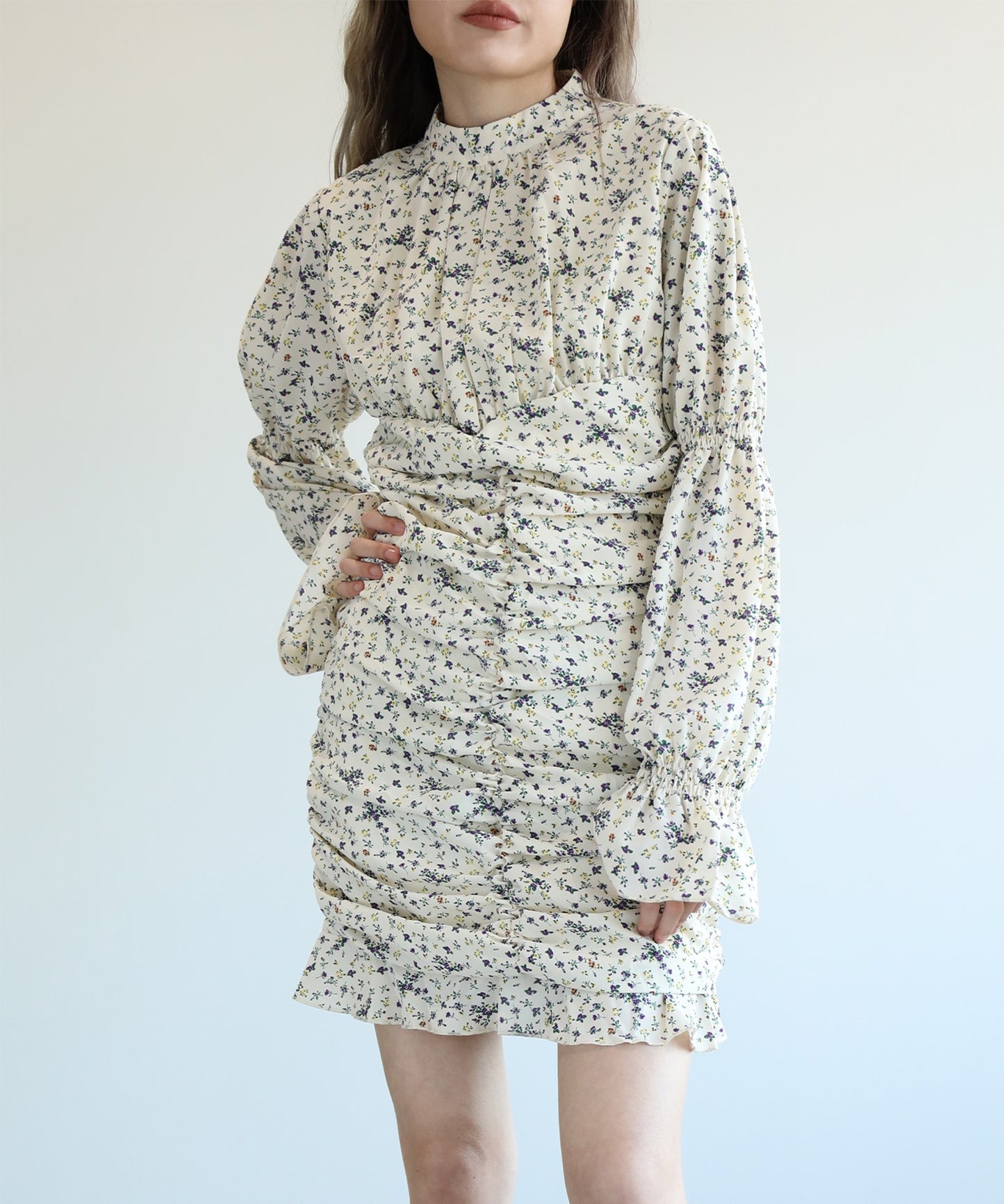 【Jasmine】スタンドカラーパワショル花柄ミニワンピース　（OG)