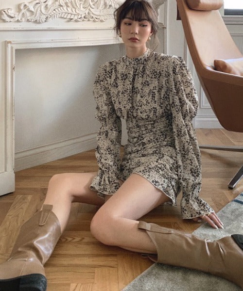 【Jasmine】スタンドカラーパワショル花柄ミニワンピース　（OG)