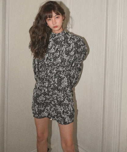 【Jasmine】スタンドカラーパワショル花柄ミニワンピース　（OG)