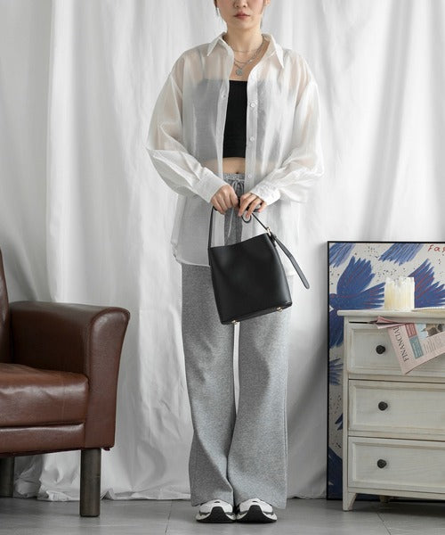 Aya。FOXEY アイボリー リボン付きブラウス Aya様専用。FOXEY アイボリー リボン付きブラウス - メルカリ