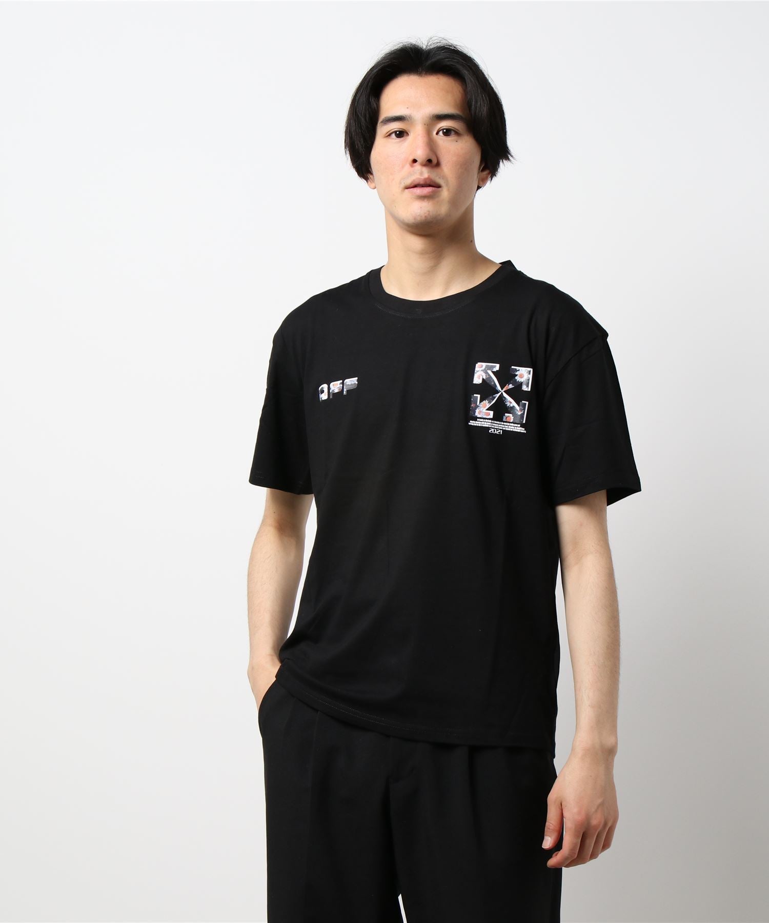 バックロゴデイジーTシャツ