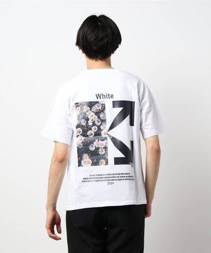 バックロゴデイジーTシャツ