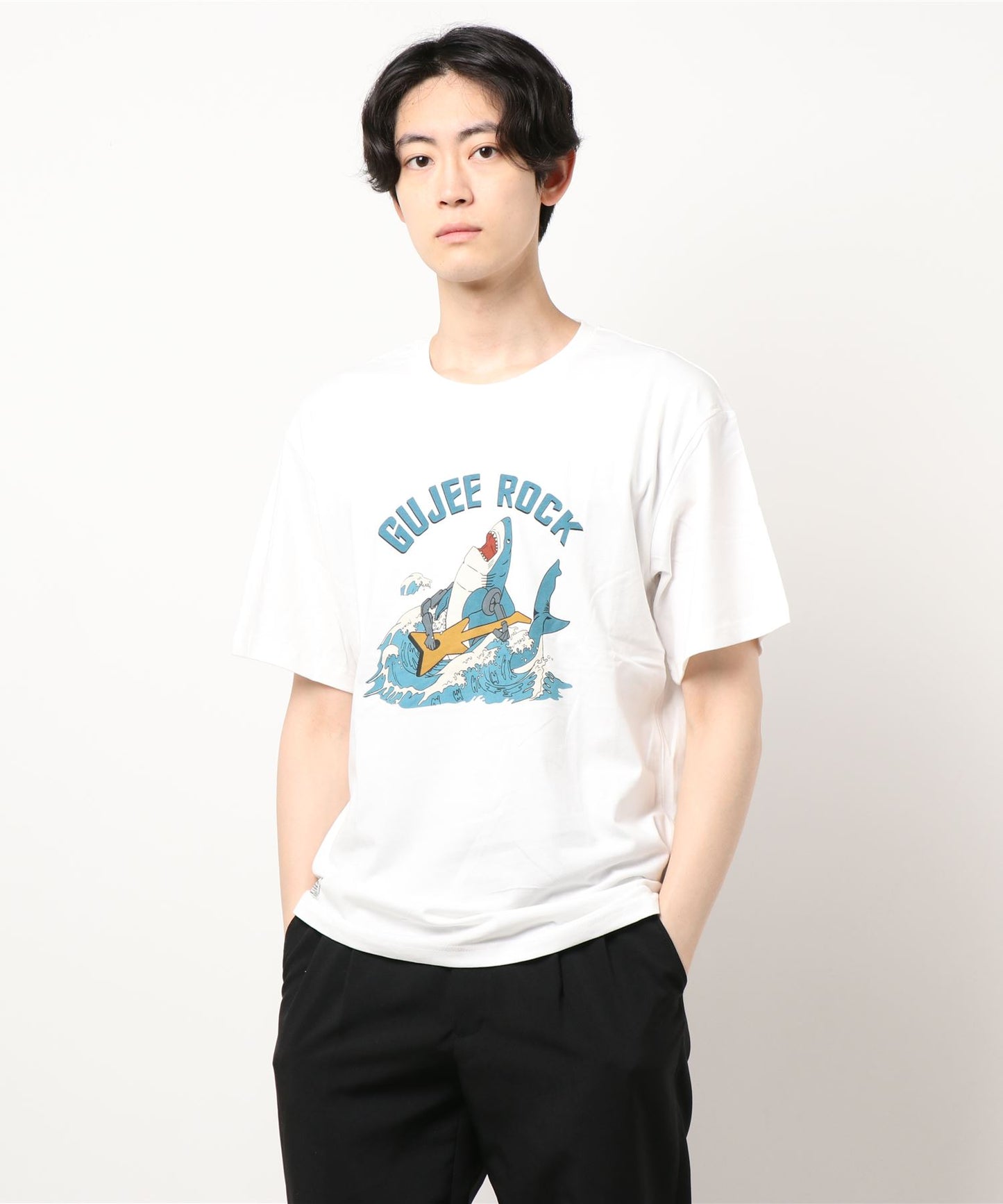 シャークプリント古着風Ｔシャツ