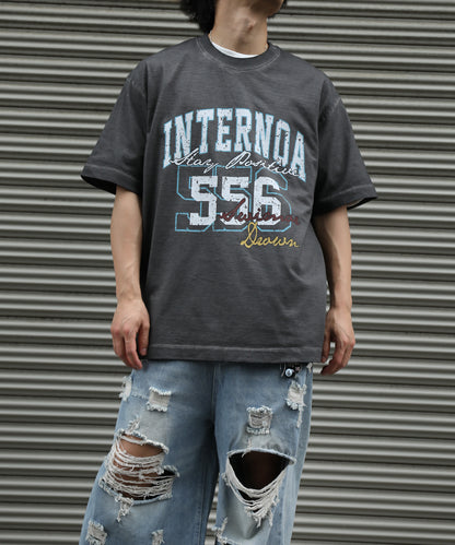 HOOK カレッジ × ナンバリング ウォッシュ オーバーサイズT (SS)