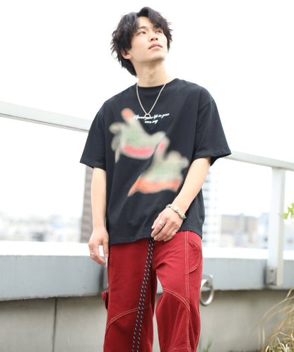 HOOK ブラーアート × スローガン グラフィックT (SS)