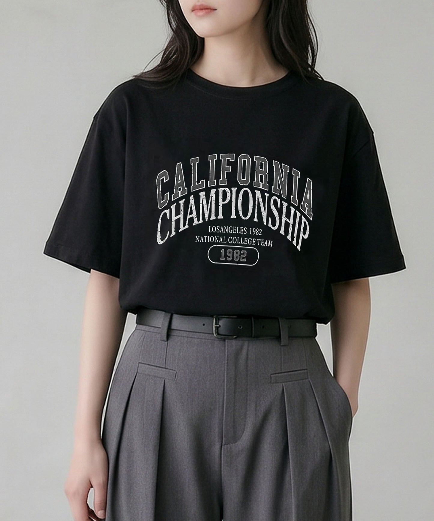 aimoha/カレッジロゴプリントTシャツ