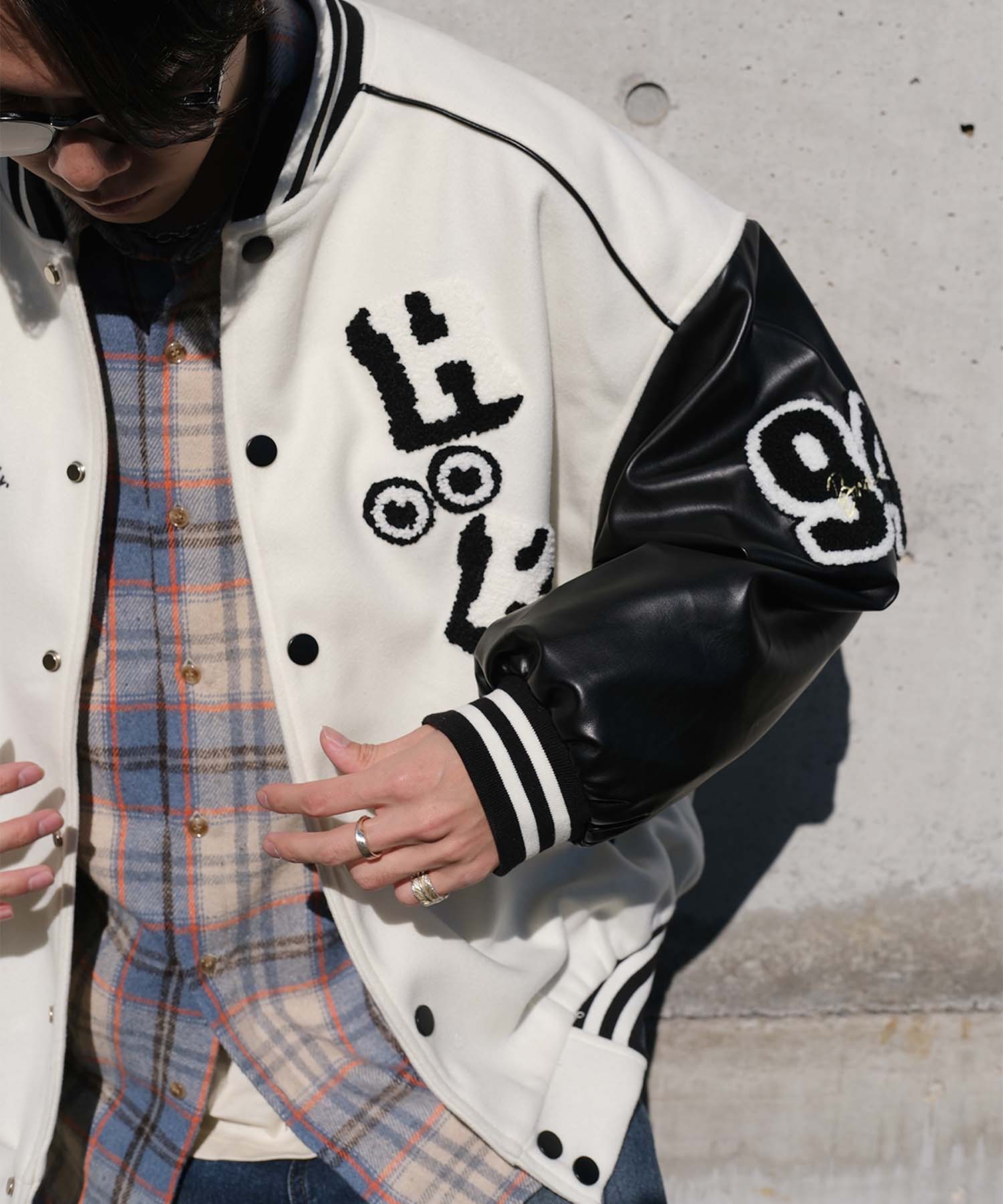 HOOK -original-　サガラ刺繍ワッペンスタジャン