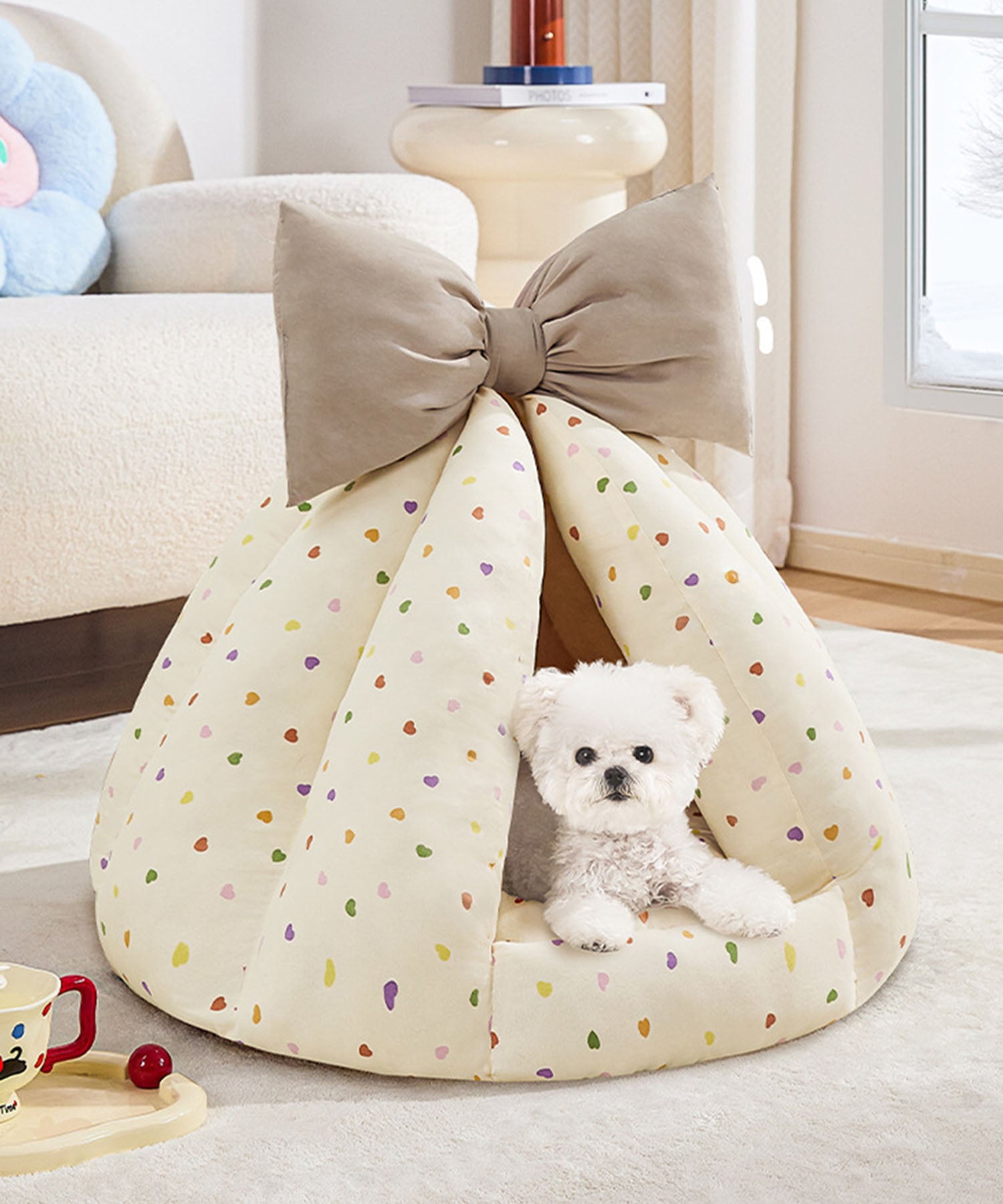 Big Ribbon Pet Hideaway Bed
