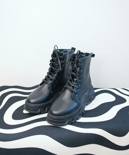 スニーカーソール軽量ブーツ